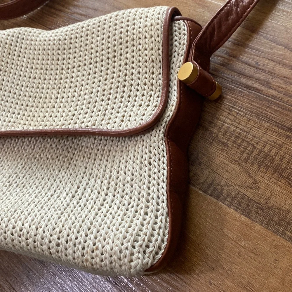 Americana by sharif cream crochet crossbody purse